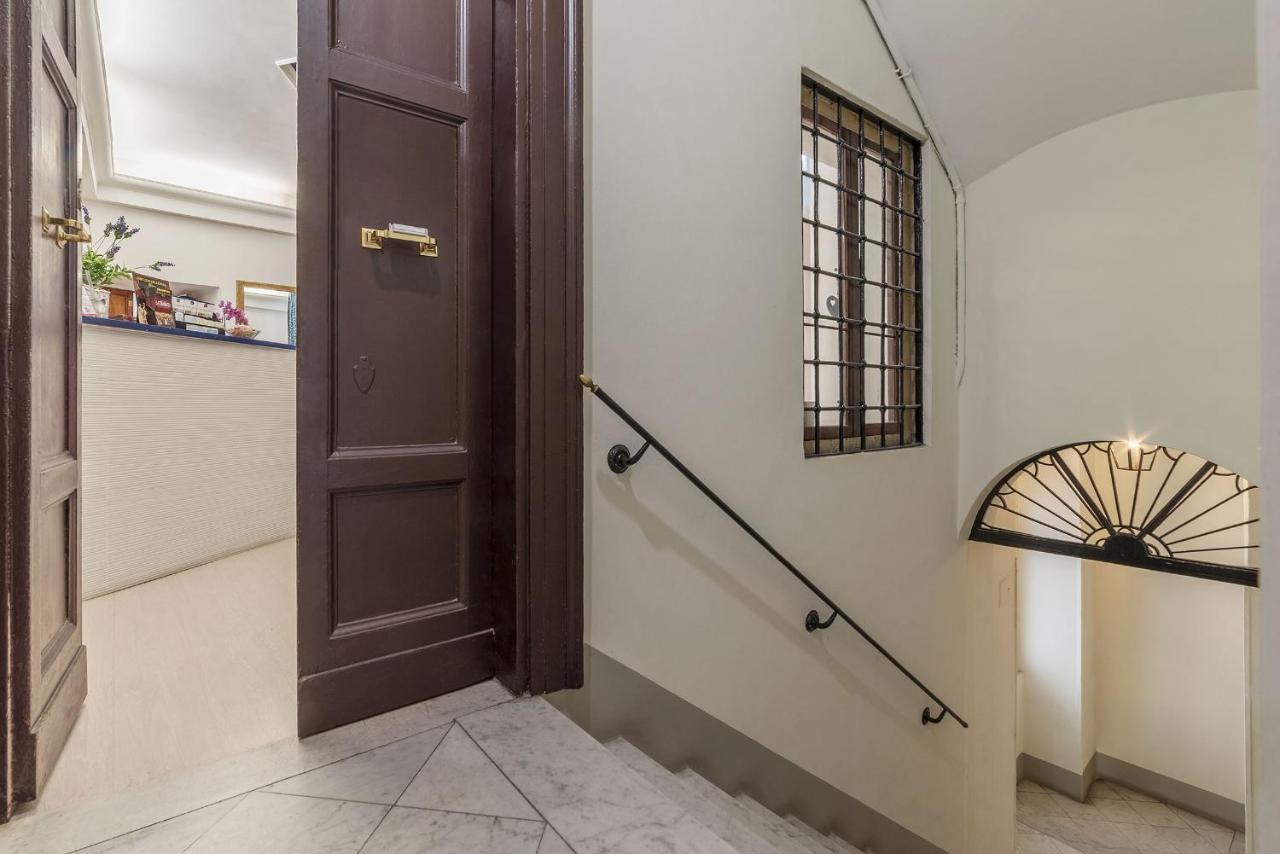 Hotel Mimosa Pantheon Рим Экстерьер фото