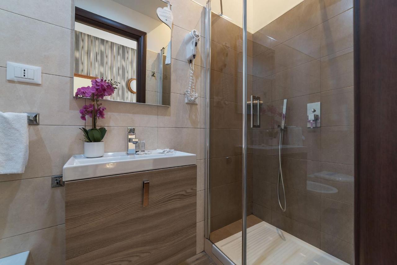 Hotel Mimosa Pantheon Рим Экстерьер фото